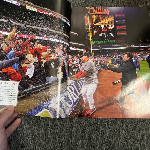 Philadelphia Phillies Sports Illustrated Edition 2008 - Picture 9 of 11